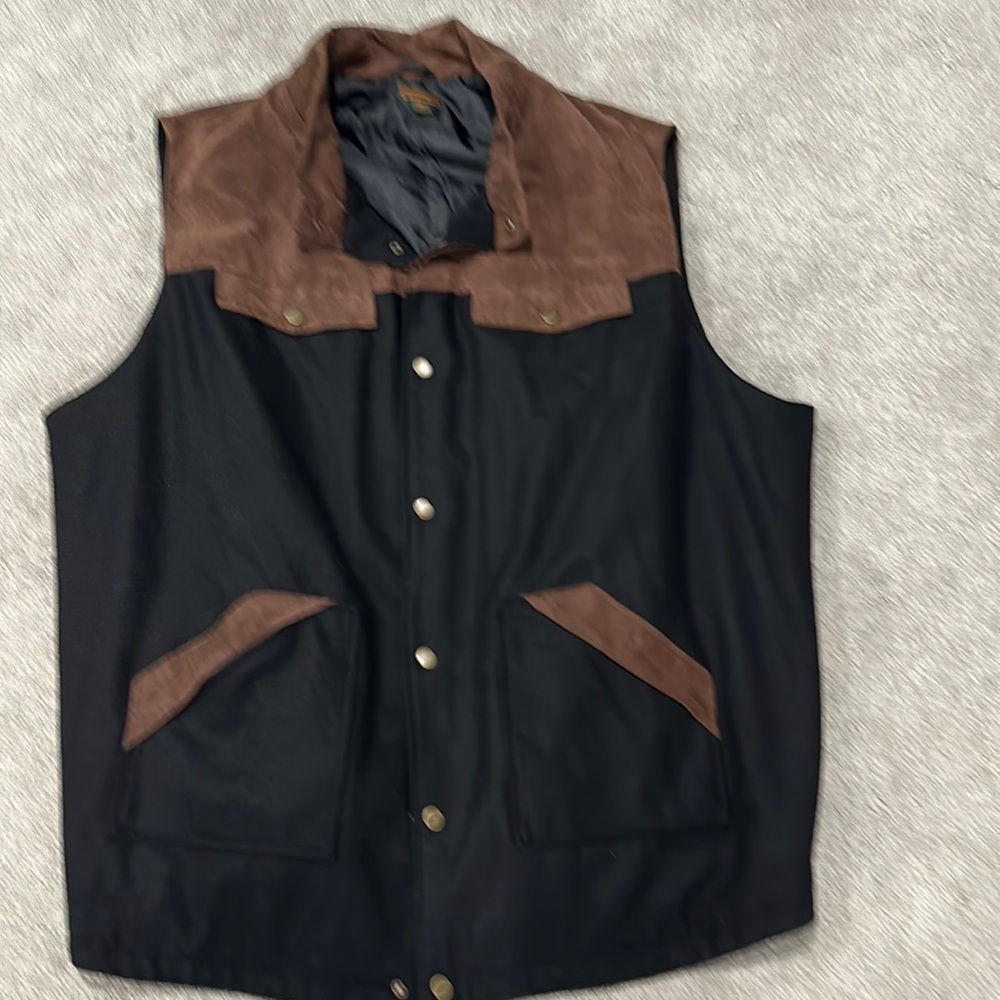 Boulder Creek Men’s Vest